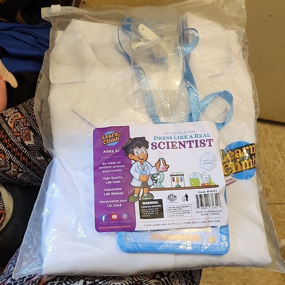 Scientist costume ages 3+